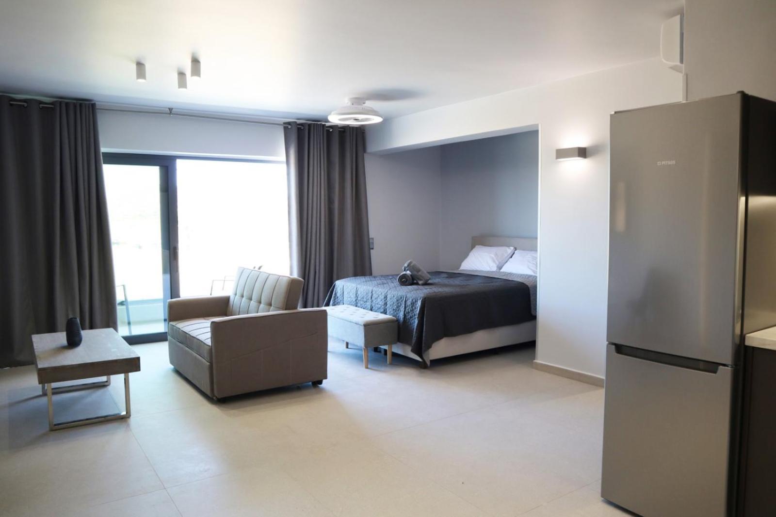 Golden Sand Suites Anavyssos Ngoại thất bức ảnh